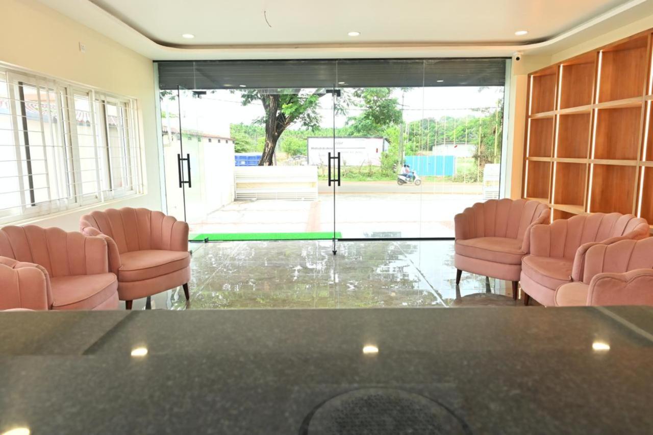 Chikmagalūr Hometown Sharu'S Inn A Luxury Hotel מראה חיצוני תמונה